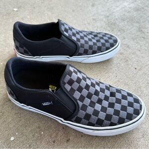 Checkered Black Classic Vans - 8.5 Mens Slip On Shoes